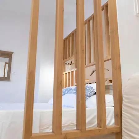 Aqua Blu Syros 2,4 * Posidhonia (Syros)