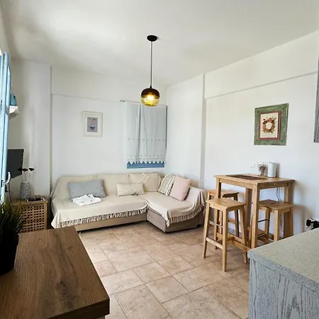 Aqua Blu Syros 2,4 * Posidhonia (Syros)